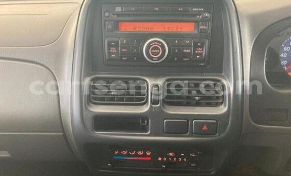 Nunua Ilio tumika Nissan NP 300 White Gari ndani ya Ezulwini nchini Hhohho Nunua Ilio tumika Nissan NP 300 White Gari ndani ya Ezulwini nchini Hhohho