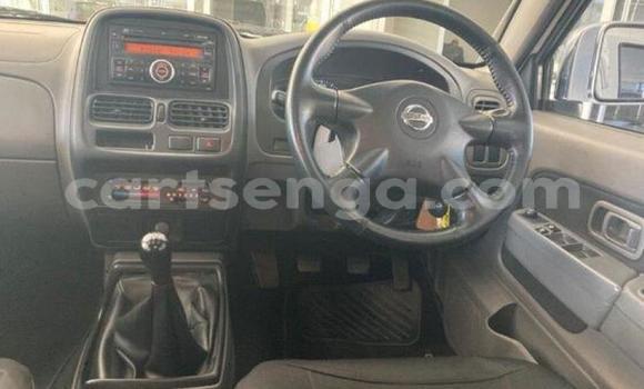 Nunua Ilio tumika Nissan NP 300 White Gari ndani ya Ezulwini nchini Hhohho Nunua Ilio tumika Nissan NP 300 White Gari ndani ya Ezulwini nchini Hhohho