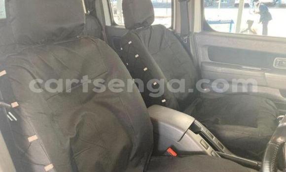 Nunua Ilio tumika Nissan NP 300 White Gari ndani ya Ezulwini nchini Hhohho Nunua Ilio tumika Nissan NP 300 White Gari ndani ya Ezulwini nchini Hhohho