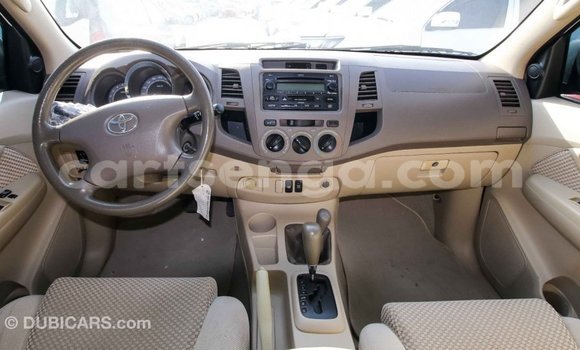 Nunua Imported Toyota Fortuner White Gari ndani ya Import - Dubai nchini Hhohho Nunua Imported Toyota Fortuner White Gari ndani ya Import - Dubai nchini Hhohho