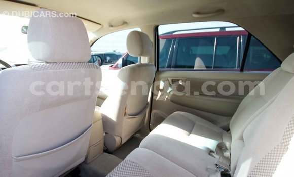 Nunua Imported Toyota Fortuner White Gari ndani ya Import - Dubai nchini Hhohho Nunua Imported Toyota Fortuner White Gari ndani ya Import - Dubai nchini Hhohho