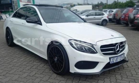 Acheter Occasion Voiture Mercedes‒Benz C-klasse AMG Blanc à Ezulwini, Hhohho Acheter Occasion Voiture Mercedes‒Benz C-klasse AMG Blanc à Ezulwini, Hhohho