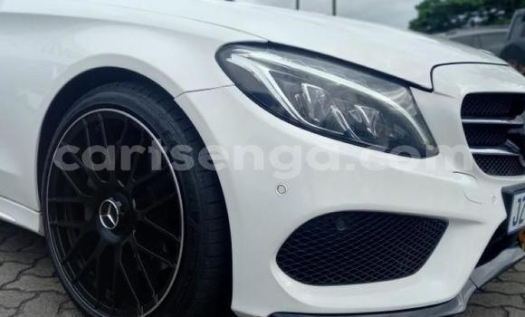 Acheter Occasion Voiture Mercedes‒Benz C-klasse AMG Blanc à Ezulwini, Hhohho Acheter Occasion Voiture Mercedes‒Benz C-klasse AMG Blanc à Ezulwini, Hhohho