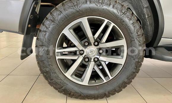 Nunua Ilio tumika Toyota Hilux Silver Gari ndani ya Ezulwini nchini Hhohho Nunua Ilio tumika Toyota Hilux Silver Gari ndani ya Ezulwini nchini Hhohho