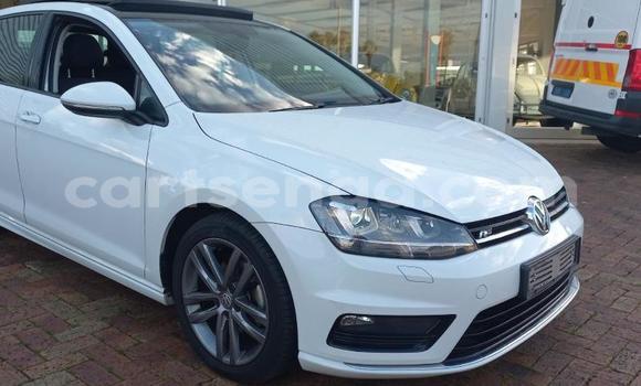 Buy Used Volkswagen Golf White Car in Bulembu in Hhohho Buy Used Volkswagen Golf White Car in Bulembu in Hhohho