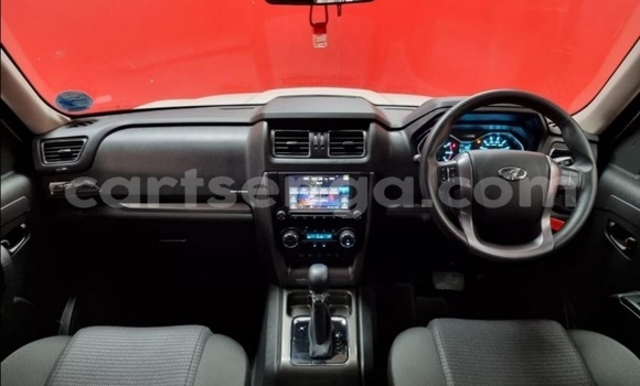 Nunua Ilio tumika Mahindra CL White Gari ndani ya Ezulwini nchini Hhohho Nunua Ilio tumika Mahindra CL White Gari ndani ya Ezulwini nchini Hhohho