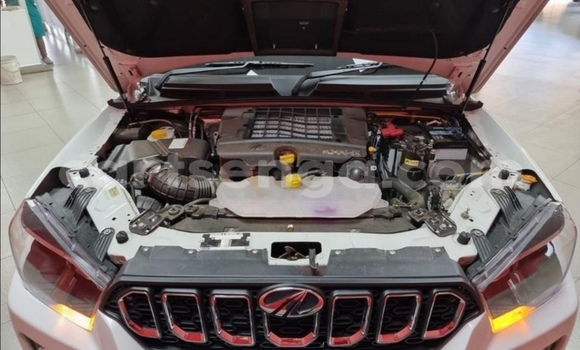 Nunua Ilio tumika Mahindra CL White Gari ndani ya Ezulwini nchini Hhohho Nunua Ilio tumika Mahindra CL White Gari ndani ya Ezulwini nchini Hhohho