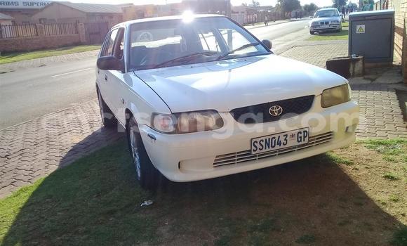 Acheter Occasion Voiture Toyota Tacoma Blanc à Hluti, Shiselweni District Acheter Occasion Voiture Toyota Tacoma Blanc à Hluti, Shiselweni District