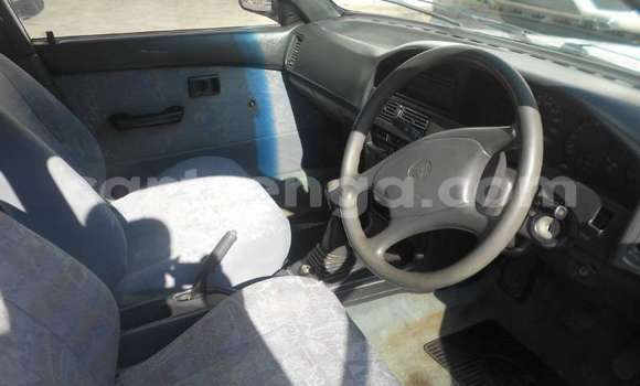 Acheter Occasion Voiture Toyota Tacoma Blanc à Hluti, Shiselweni District Acheter Occasion Voiture Toyota Tacoma Blanc à Hluti, Shiselweni District