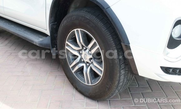 Buy Import Toyota Fortuner White Car in Import - Dubai in Hhohho Buy Import Toyota Fortuner White Car in Import - Dubai in Hhohho