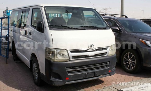 Buy Import Toyota Hiace White Car in Import - Dubai in Hhohho Buy Import Toyota Hiace White Car in Import - Dubai in Hhohho