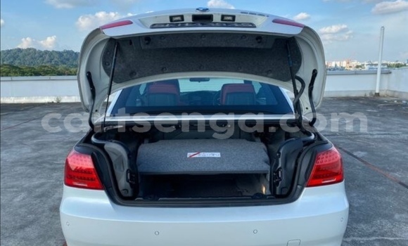 Acheter Occasion Voiture BMW 3–Series Blanc à Big Bend, Lubombo Acheter Occasion Voiture BMW 3–Series Blanc à Big Bend, Lubombo