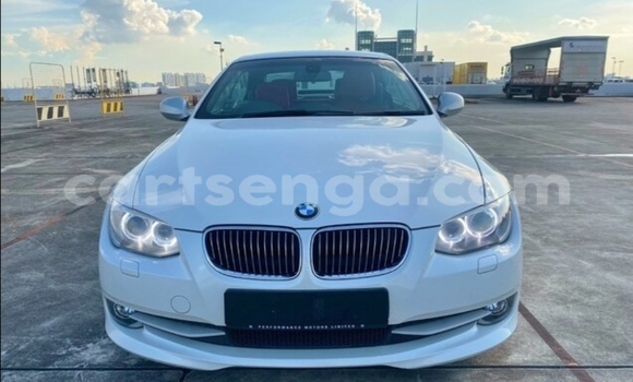 Acheter Occasion Voiture BMW 3–Series Blanc à Big Bend, Lubombo Acheter Occasion Voiture BMW 3–Series Blanc à Big Bend, Lubombo