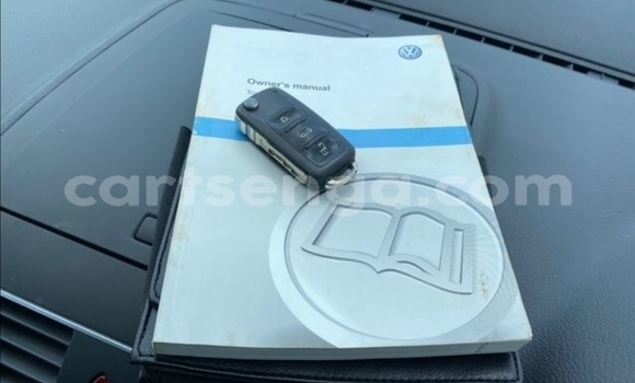 Nunua Ilio tumika Volkswagen Touran White Gari ndani ya Ezulwini nchini Hhohho Nunua Ilio tumika Volkswagen Touran White Gari ndani ya Ezulwini nchini Hhohho