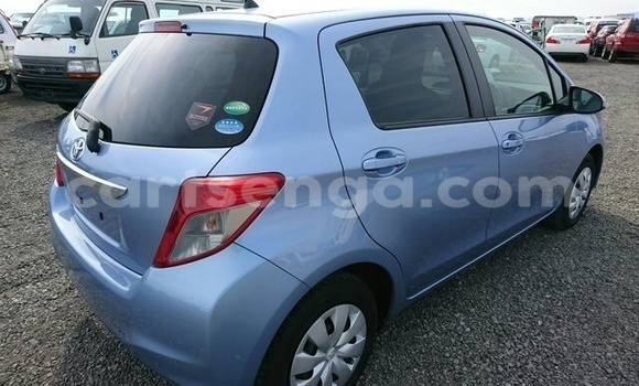 Buy Used Toyota Vitz Blue Car in Ezulwini in Hhohho Buy Used Toyota Vitz Blue Car in Ezulwini in Hhohho