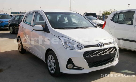 Buy Import Hyundai i10 White Car in Import - Dubai in Hhohho Buy Import Hyundai i10 White Car in Import - Dubai in Hhohho