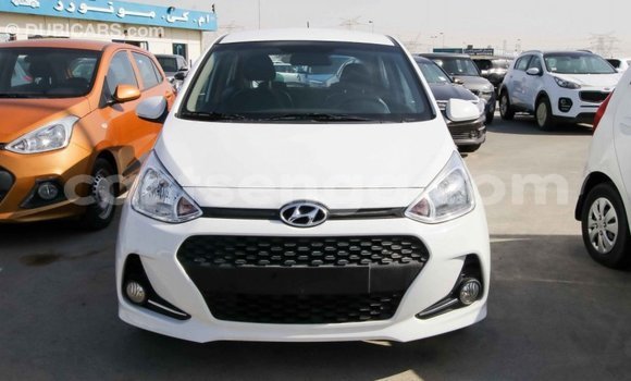 Buy Import Hyundai i10 White Car in Import - Dubai in Hhohho Buy Import Hyundai i10 White Car in Import - Dubai in Hhohho