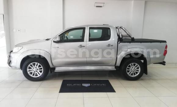 Buy Used Toyota Hilux Silver Car in Bulembu in Hhohho Buy Used Toyota Hilux Silver Car in Bulembu in Hhohho