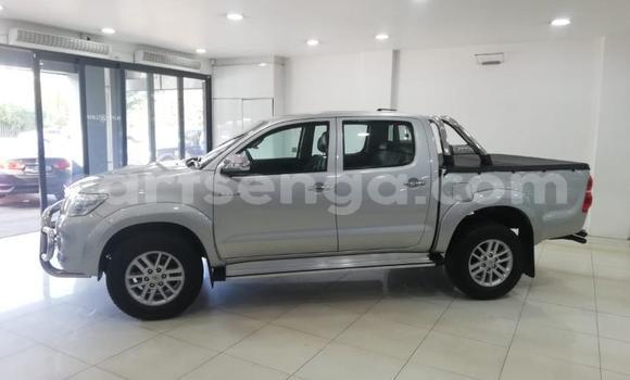 Buy Used Toyota Hilux Silver Car in Bulembu in Hhohho Buy Used Toyota Hilux Silver Car in Bulembu in Hhohho