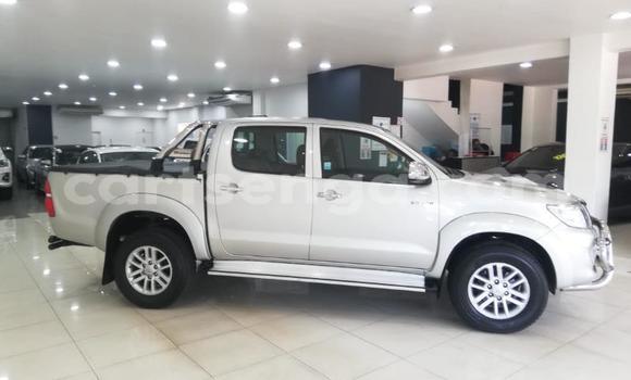 Buy Used Toyota Hilux Silver Car in Bulembu in Hhohho Buy Used Toyota Hilux Silver Car in Bulembu in Hhohho