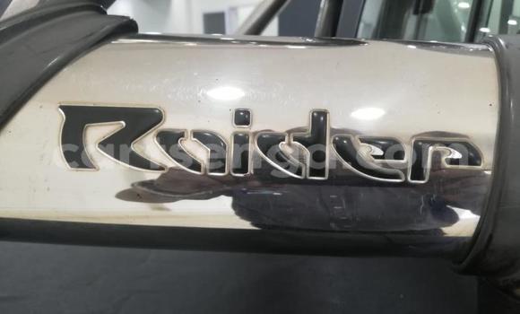 Buy Used Toyota Hilux Silver Car in Bulembu in Hhohho Buy Used Toyota Hilux Silver Car in Bulembu in Hhohho