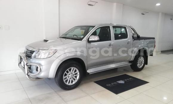 Buy Used Toyota Hilux Silver Car in Bulembu in Hhohho Buy Used Toyota Hilux Silver Car in Bulembu in Hhohho