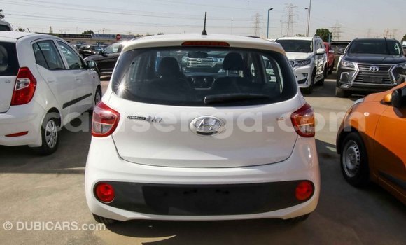 Buy Import Hyundai i10 White Car in Import - Dubai in Hhohho Buy Import Hyundai i10 White Car in Import - Dubai in Hhohho
