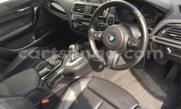 Acheter Occasion Voiture BMW 1–Series Gris à Ezulwini, Hhohho Acheter Occasion Voiture BMW 1–Series Gris à Ezulwini, Hhohho