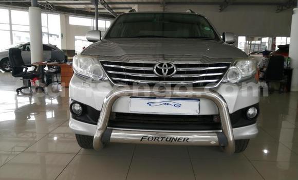 Acheter Occasion Voiture Toyota Fortuner Gris à Ezulwini, Hhohho Acheter Occasion Voiture Toyota Fortuner Gris à Ezulwini, Hhohho