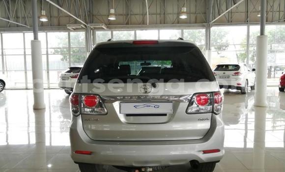 Acheter Occasion Voiture Toyota Fortuner Gris à Ezulwini, Hhohho Acheter Occasion Voiture Toyota Fortuner Gris à Ezulwini, Hhohho