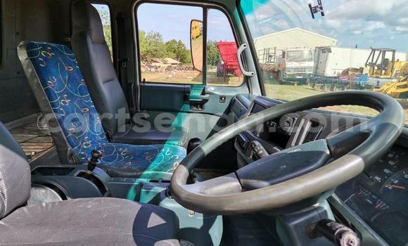 Acheter Occasion Utilitaire Nissan UD Blanc à Big Bend, Lubombo District Acheter Occasion Utilitaire Nissan UD Blanc à Big Bend, Lubombo District