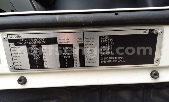 Nunua Ilio tumika Scania R420 White Lori ndani ya Big Bend nchini Wilaya ya Lubombo Nunua Ilio tumika Scania R420 White Lori ndani ya Big Bend nchini Wilaya ya Lubombo