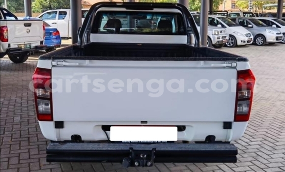 Nunua Ilio tumika Isuzu D–MAX White Gari ndani ya Big Bend nchini Wilaya ya Lubombo Nunua Ilio tumika Isuzu D–MAX White Gari ndani ya Big Bend nchini Wilaya ya Lubombo