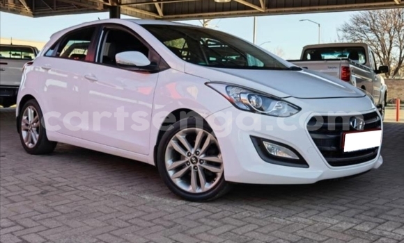 Nunua Ilio tumika Hyundai i30 White Gari ndani ya Tabankulu nchini Wilaya ya Lubombo Nunua Ilio tumika Hyundai i30 White Gari ndani ya Tabankulu nchini Wilaya ya Lubombo
