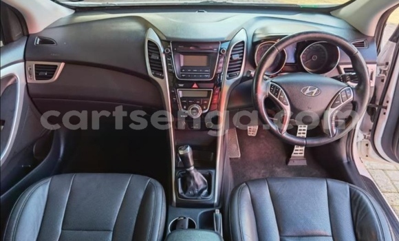 Nunua Ilio tumika Hyundai i30 White Gari ndani ya Tabankulu nchini Wilaya ya Lubombo Nunua Ilio tumika Hyundai i30 White Gari ndani ya Tabankulu nchini Wilaya ya Lubombo
