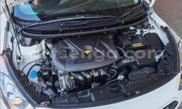 Nunua Ilio tumika Hyundai i30 White Gari ndani ya Tabankulu nchini Wilaya ya Lubombo Nunua Ilio tumika Hyundai i30 White Gari ndani ya Tabankulu nchini Wilaya ya Lubombo