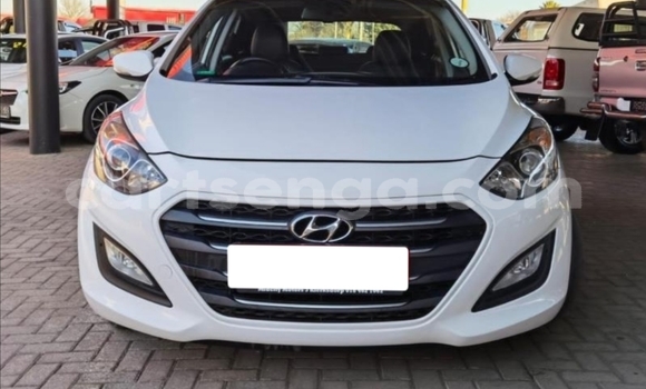 Nunua Ilio tumika Hyundai i30 White Gari ndani ya Tabankulu nchini Wilaya ya Lubombo Nunua Ilio tumika Hyundai i30 White Gari ndani ya Tabankulu nchini Wilaya ya Lubombo
