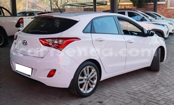 Nunua Ilio tumika Hyundai i30 White Gari ndani ya Tabankulu nchini Wilaya ya Lubombo Nunua Ilio tumika Hyundai i30 White Gari ndani ya Tabankulu nchini Wilaya ya Lubombo