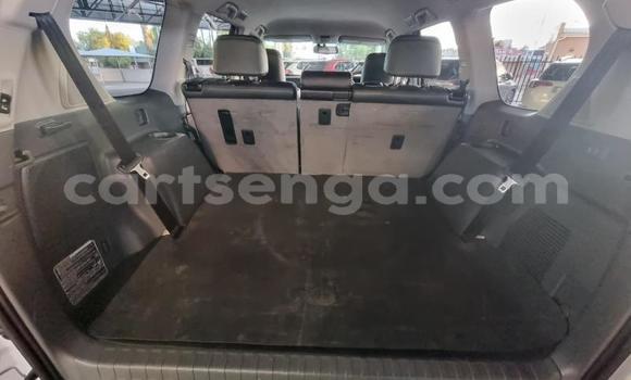 Buy Used Toyota Land Cruiser Prado White Car in Ezulwini in Hhohho Buy Used Toyota Land Cruiser Prado White Car in Ezulwini in Hhohho