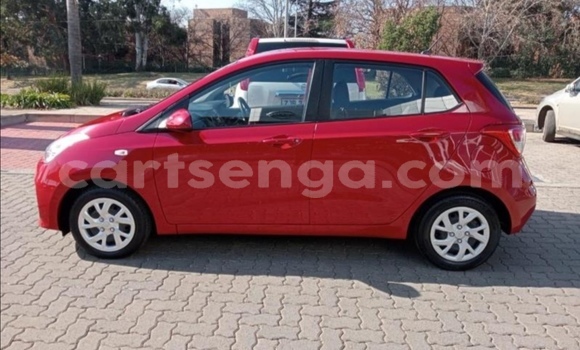 Buy Used Hyundai i10 Red Car in Hlatikulu in Shiselweni District Buy Used Hyundai i10 Red Car in Hlatikulu in Shiselweni District
