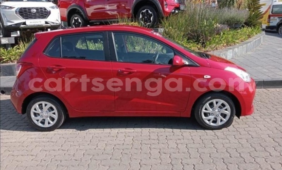 Buy Used Hyundai i10 Red Car in Hlatikulu in Shiselweni District Buy Used Hyundai i10 Red Car in Hlatikulu in Shiselweni District