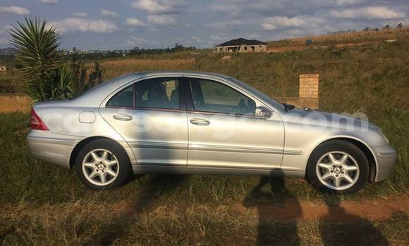 Buy Used Mercedes‒Benz C-Class Silver Car in Manzini in Swaziland Buy Used Mercedes‒Benz C-Class Silver Car in Manzini in Swaziland
