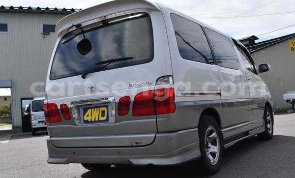 Acheter Occasion Voiture Toyota Granvia Autre à Big Bend, Lubombo District Acheter Occasion Voiture Toyota Granvia Autre à Big Bend, Lubombo District