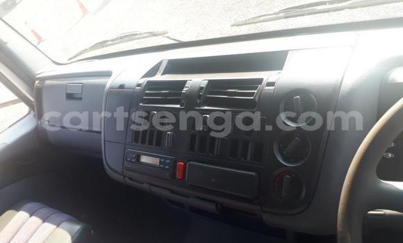 Acheter Occasion Utilitaire Mercedes‒Benz Tipper Blanc à Big Bend, Lubombo District Acheter Occasion Utilitaire Mercedes‒Benz Tipper Blanc à Big Bend, Lubombo District