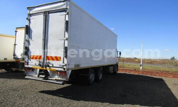 Acheter Occasion Utilitaire Mercedes‒Benz Truck Blanc à Big Bend, Lubombo District Acheter Occasion Utilitaire Mercedes‒Benz Truck Blanc à Big Bend, Lubombo District