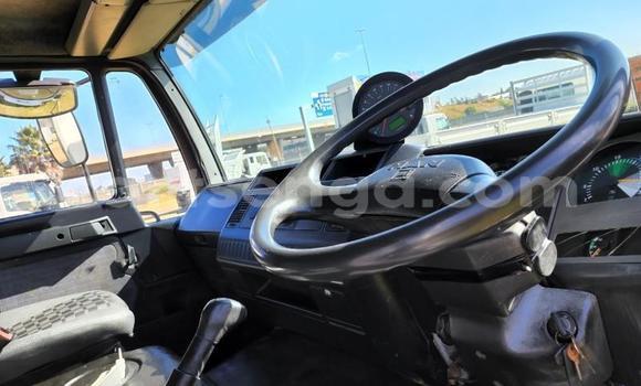 Nunua Ilio tumika Man Silent White Lori ndani ya Big Bend nchini Wilaya ya Lubombo Nunua Ilio tumika Man Silent White Lori ndani ya Big Bend nchini Wilaya ya Lubombo