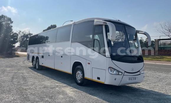Acheter Occasion Utilitaire Iveco Cargo Blanc à Big Bend, Lubombo District Acheter Occasion Utilitaire Iveco Cargo Blanc à Big Bend, Lubombo District