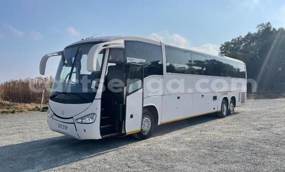 Acheter Occasion Utilitaire Iveco Cargo Blanc à Big Bend, Lubombo District Acheter Occasion Utilitaire Iveco Cargo Blanc à Big Bend, Lubombo District