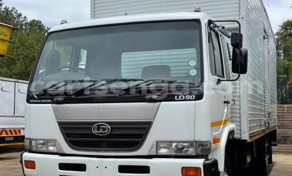 Nunua Ilio tumika Nissan UD White Lori ndani ya Big Bend nchini Wilaya ya Lubombo Nunua Ilio tumika Nissan UD White Lori ndani ya Big Bend nchini Wilaya ya Lubombo