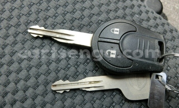 Acheter Occasion Voiture Nissan NV350 Caravan Gris à Big Bend, Lubombo District Acheter Occasion Voiture Nissan NV350 Caravan Gris à Big Bend, Lubombo District